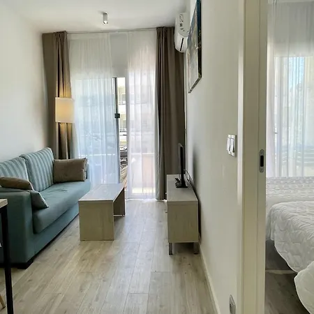The In Estartit Apartment *
